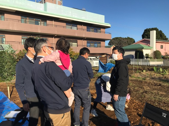 すっかりなついちゃって 写真